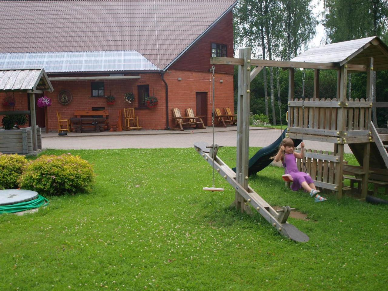 Guest House Pilskalni Rubene Extérieur photo